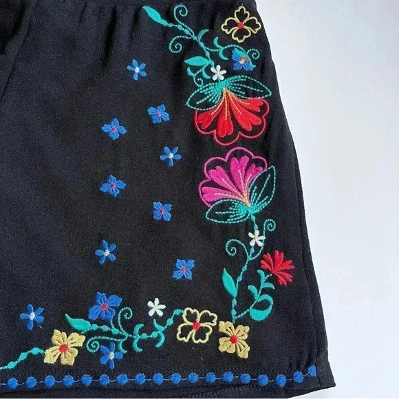 Xhilaration Black Embroidered High Waist Shorts Size XS - Picture 4 of 7
